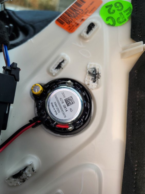'24 GMC DENALI BOSE A-PILLAR TWEETER.jpg