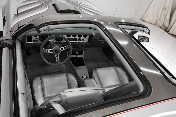 1979-pontiac-trans-am-10th-anniversary(6).thumb.jpeg.9981cb94624c174a5c609811a8c04f18.jpeg