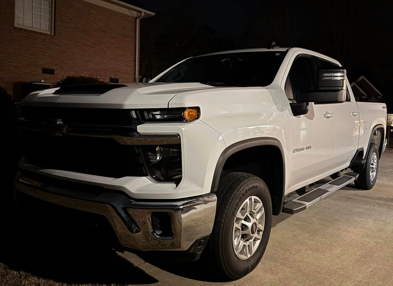 www.gm-trucks.com