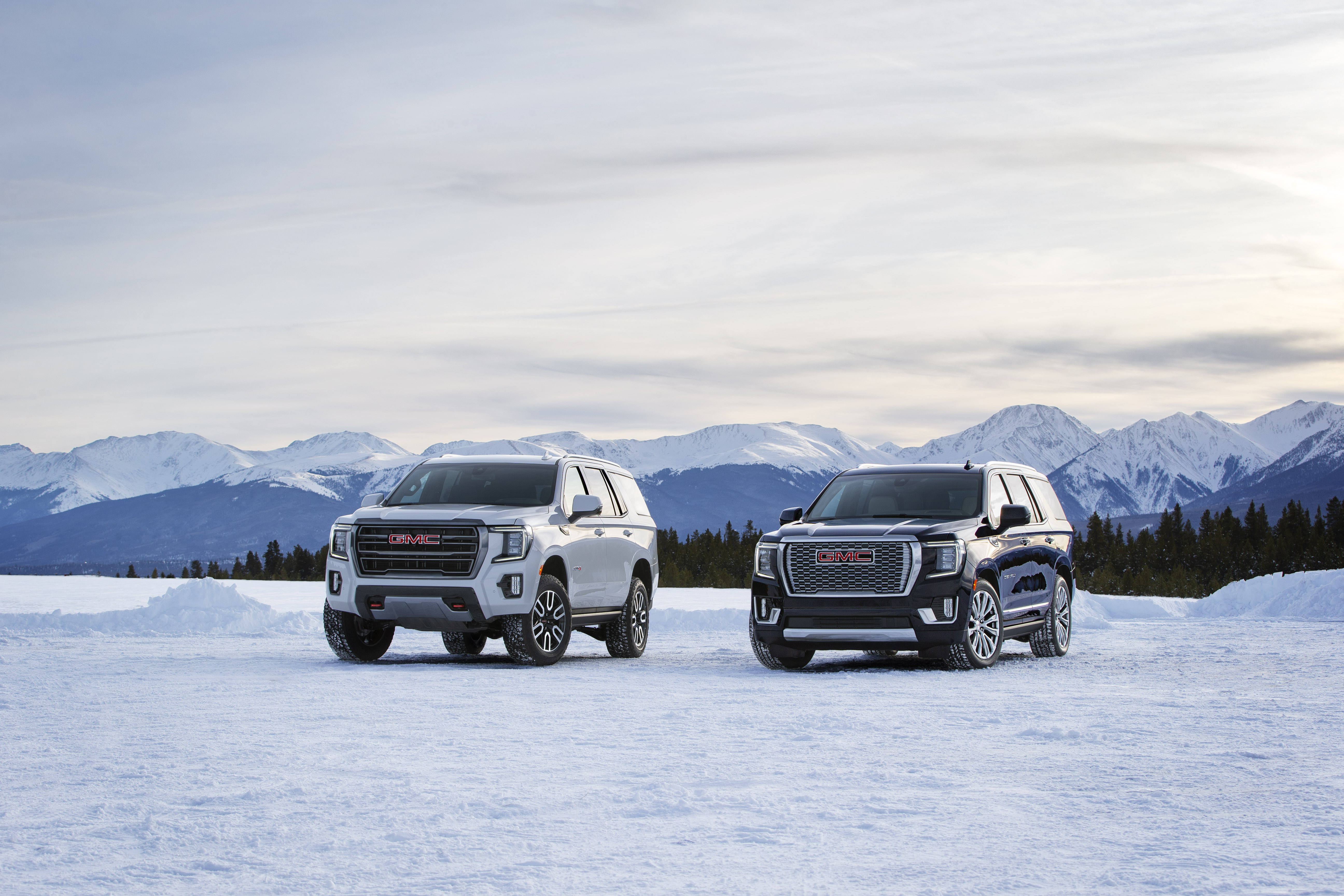 2021 GMC Yukon Denali And AT4 056