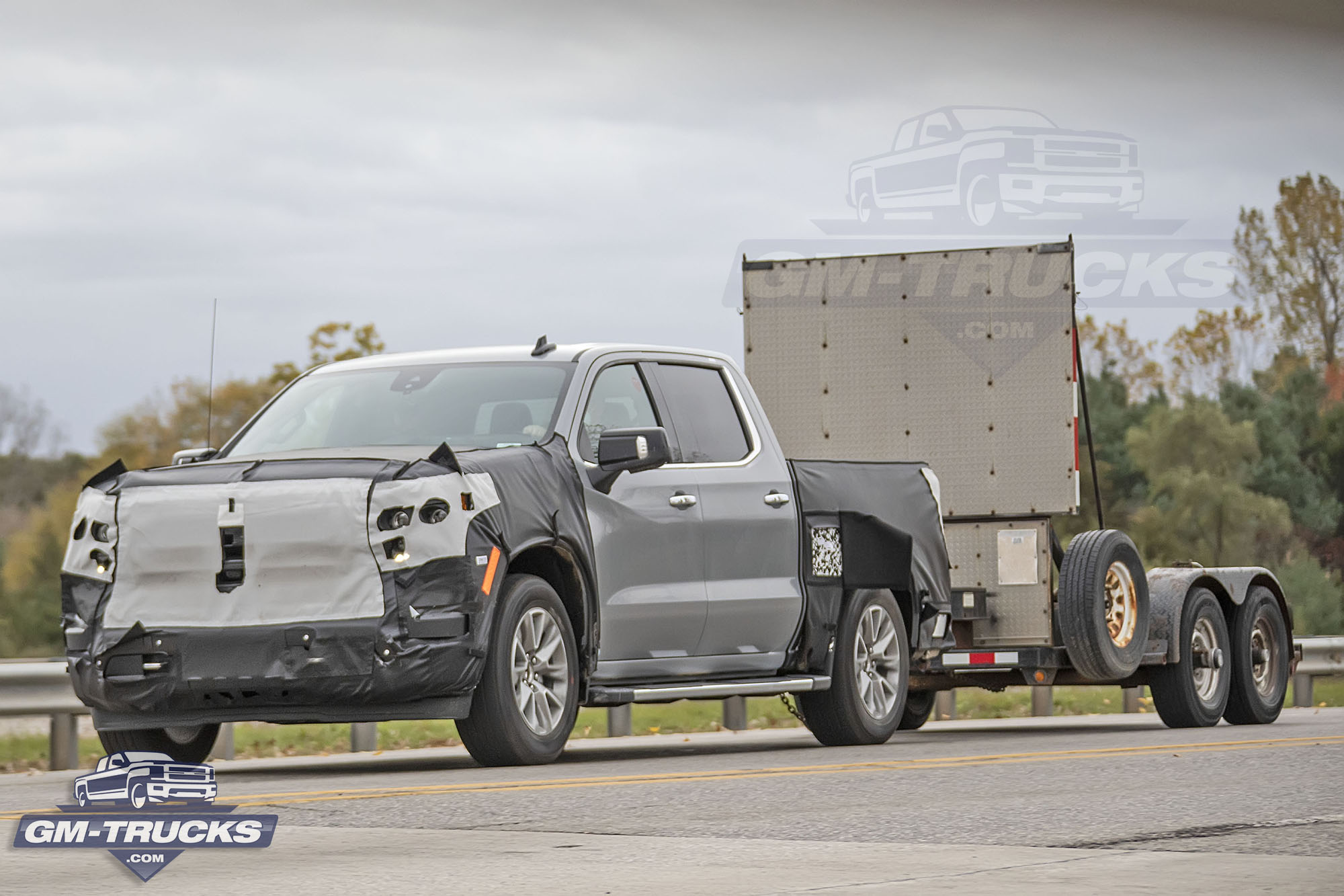 [Spy Shots] 2022 Chevy Silverado Prototype Photographed With Super Cruise, New Interior & Massive Infotainment Screen