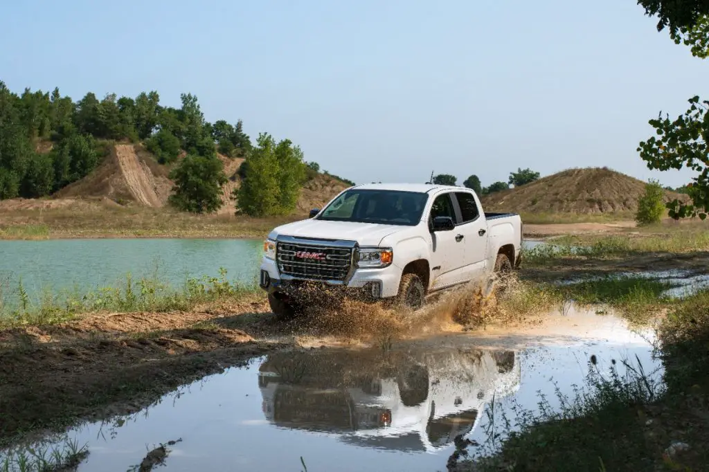 Takes GMC Canyon AT4 OffRoad Performance Edition Offers More