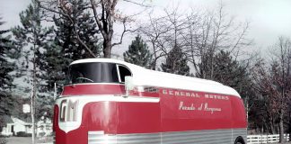 Futurliner truck