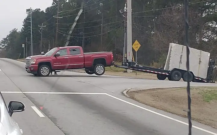 How NOT To Load A Trailer - Explained With One Photo