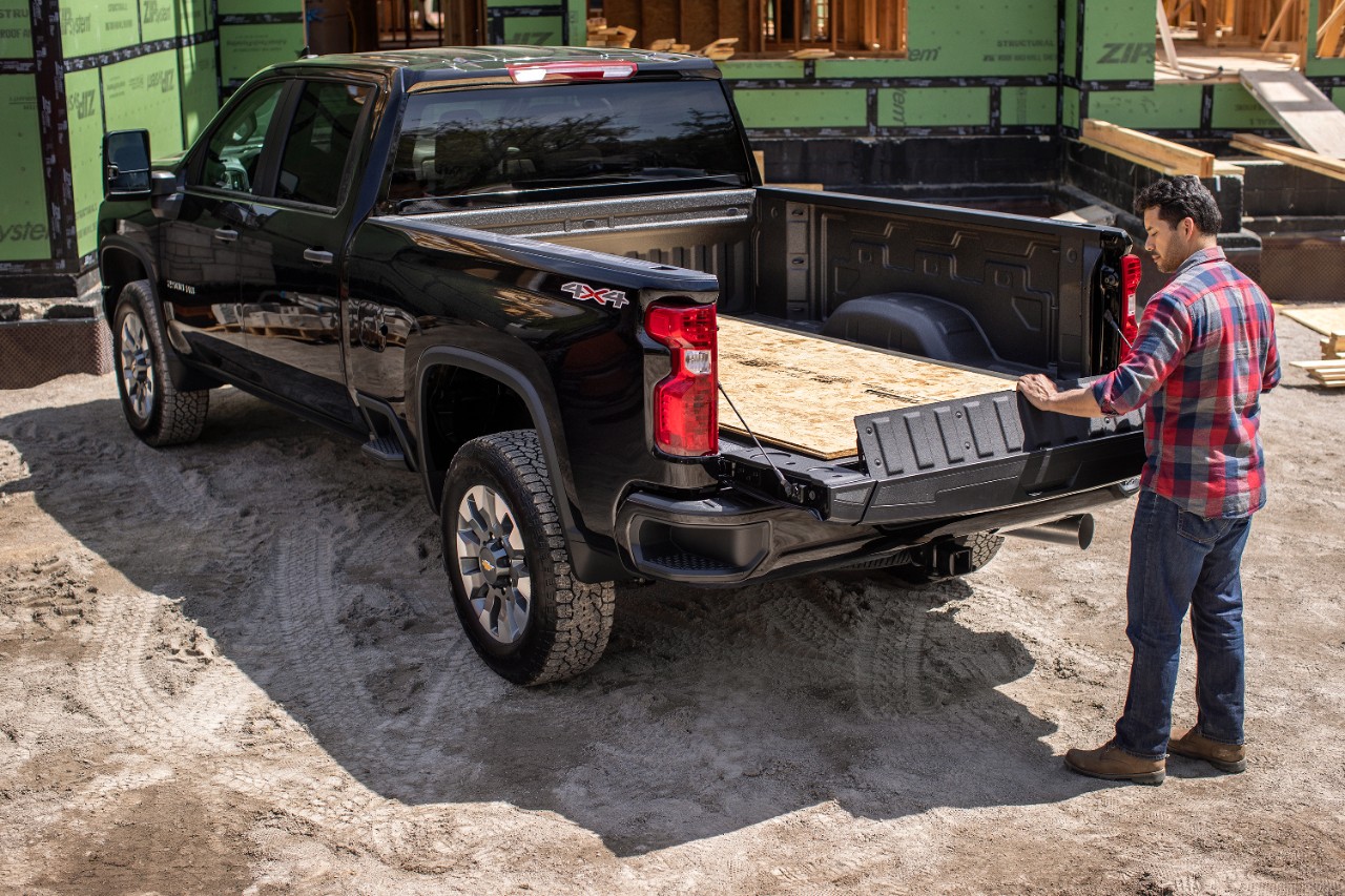 2022 Chevrolet Silverado 2500HD Multi Flex Tailgate 003