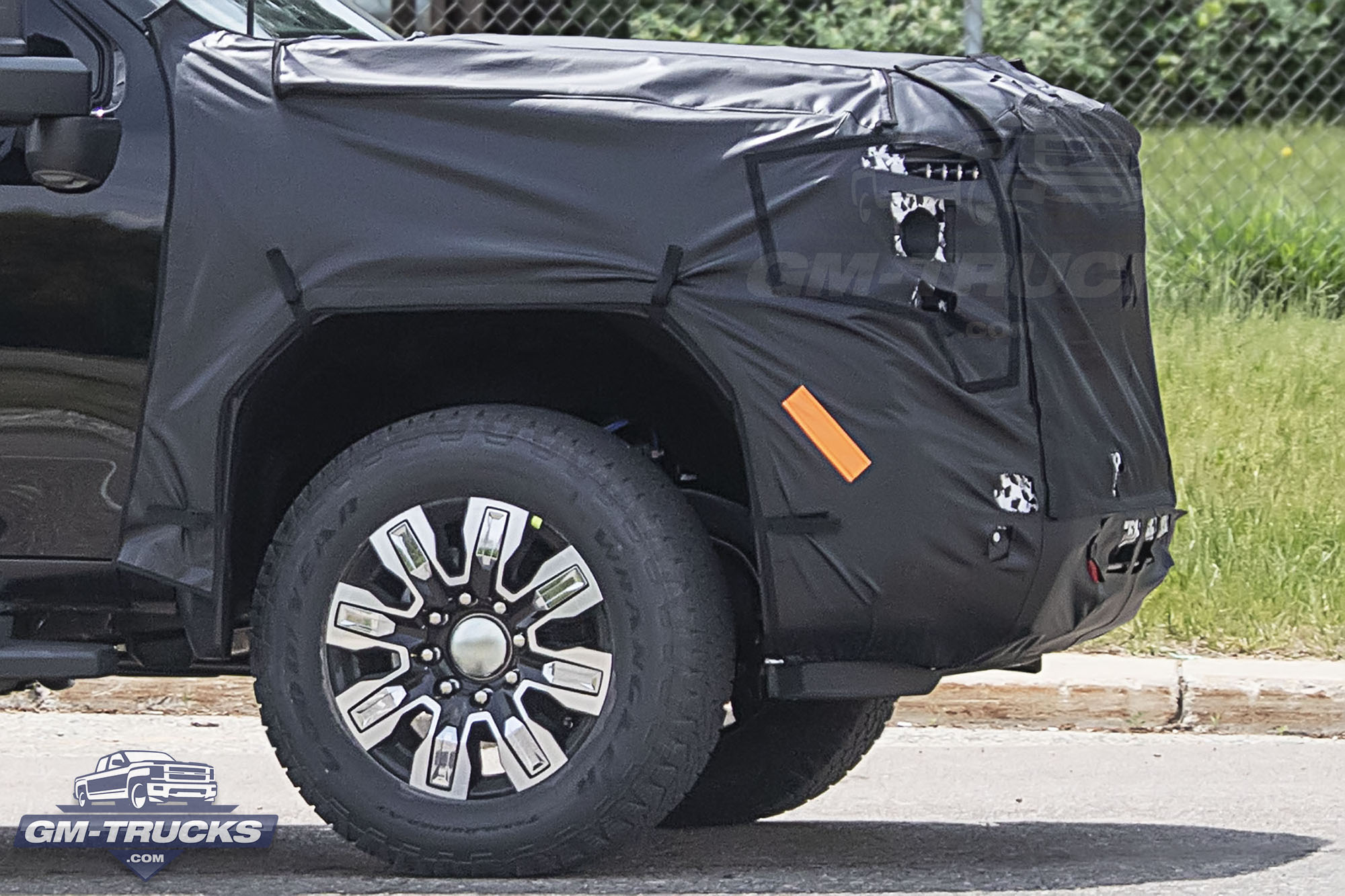 2023 GMC Sierra HD AT4/Denali Prototype