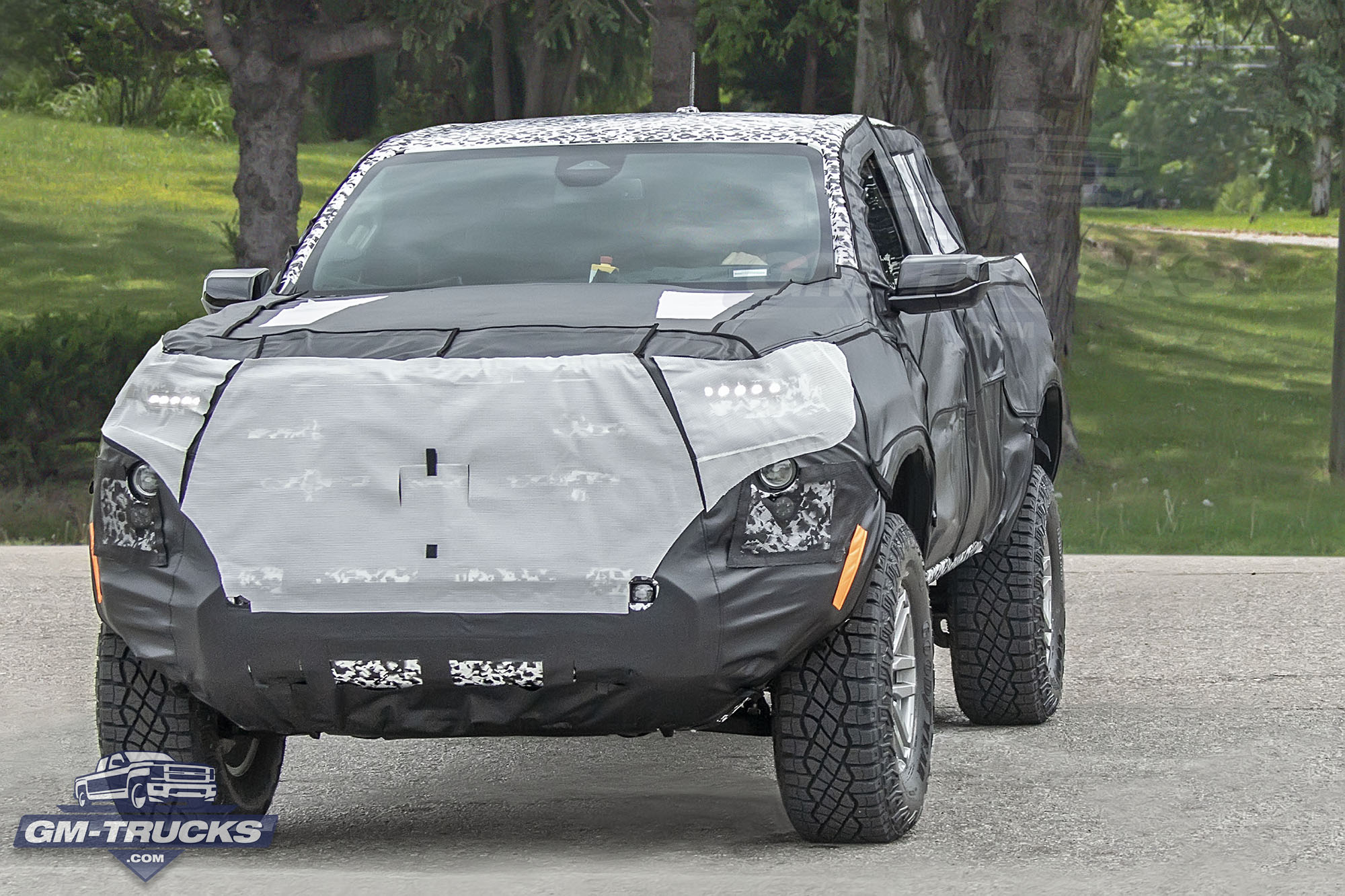 2023 GMC Canyon "AT4X"