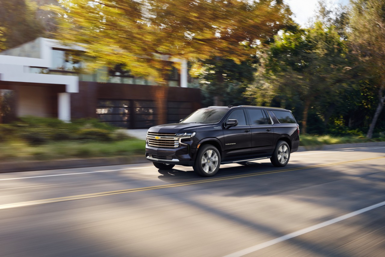 2022 Chevrolet Suburban 001