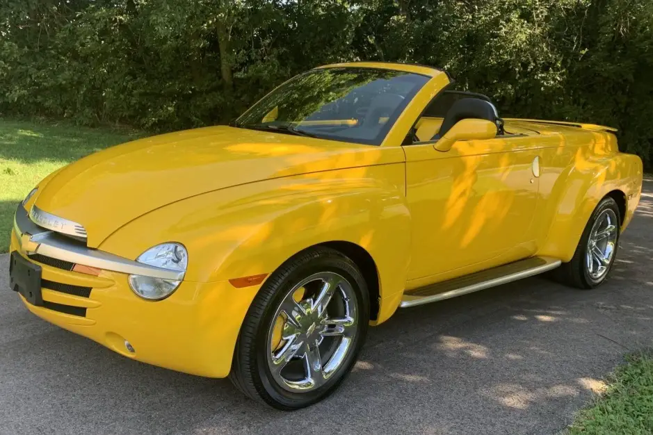 2004 chevrolet ssr 1634153437e9eb945AB201E87 9DB3 4586 B48A 68ED1C7533FE.jpeg