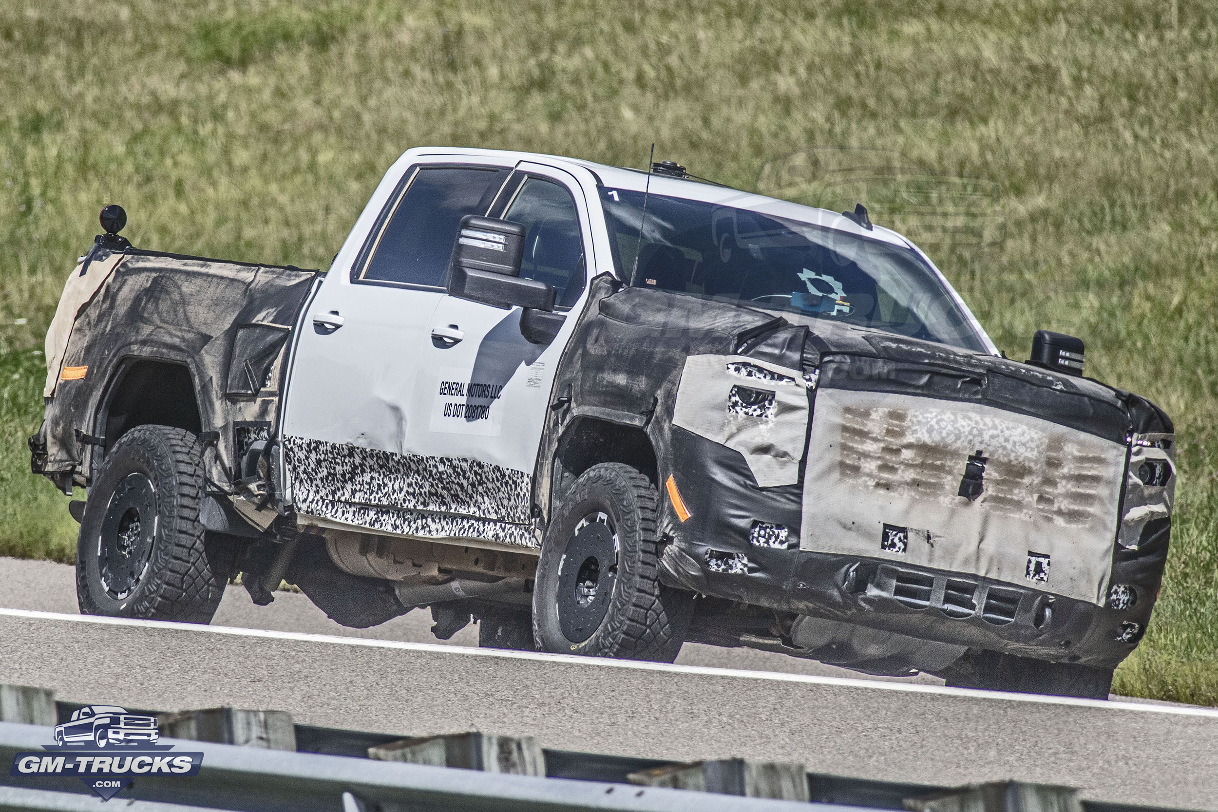 2024 GMC Sierra HD AT4X