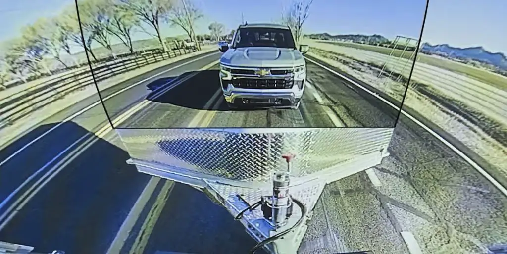 Camera Calibration Chaos: What Every 2024 Silverado and Sierra Owner Should Know 3 Transparent Trailer View on the 2024 Silverado & Sierra