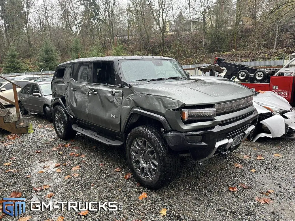 Car Transporter Flips Trailer - Trashes $110k HUMMER EV Edition 1 SUV