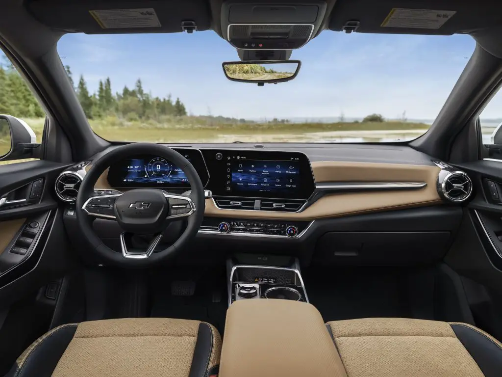 The high-tech interior of the 2025 Chevrolet Equinox ACTIV