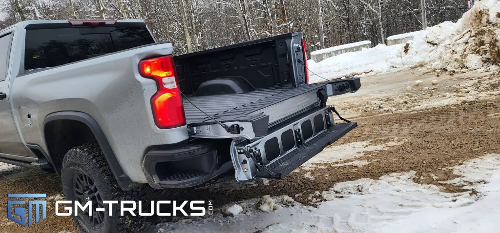 Massive Stop Sale Issued For 2020-2024 Silverado HD / Sierra HD Tailgate Issue 4 Pickups Affected Commonly have the MultiPro or MultiFlex or Power operated Tailgate