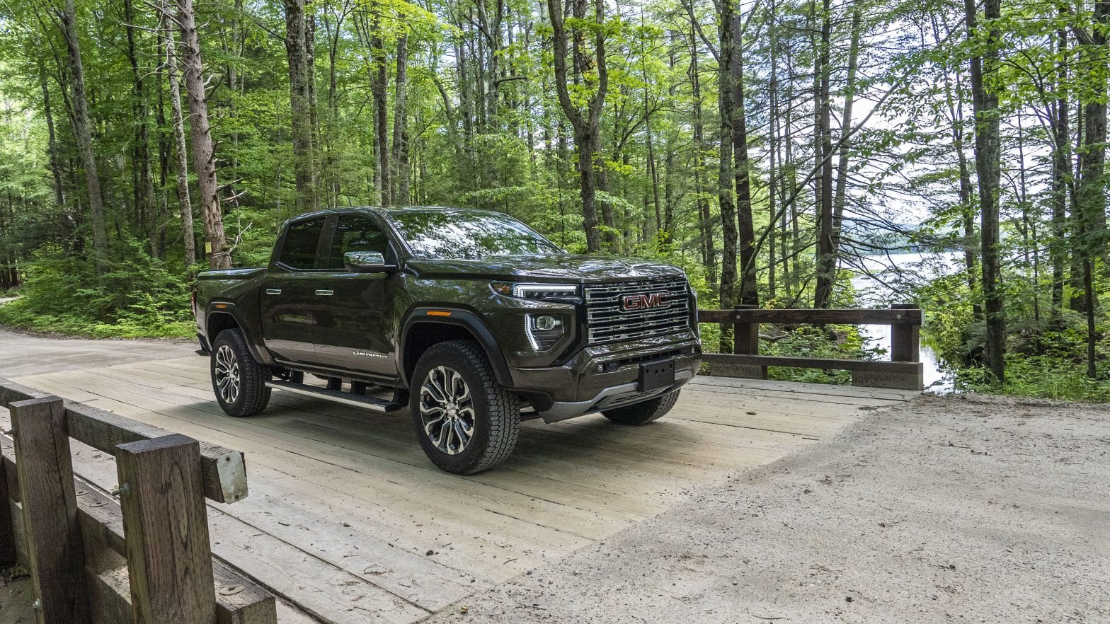 Newest Quirk For The Chevy Colorado / GMC Canyon: Windows, Mirrors, Doors with a Mind of Their Own