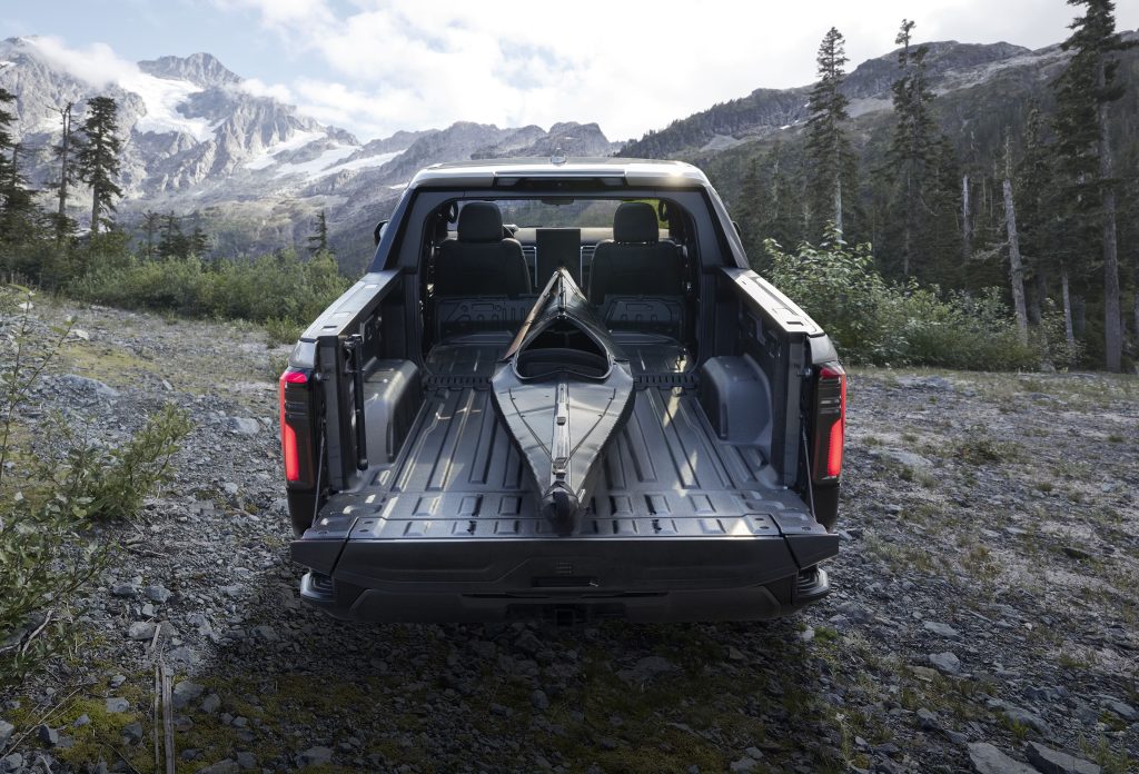 The all-new MultiPro Midgate expands the usable bed space up to 10-feet, 10-inches on the GMC Sierra EV Denali Edition 1, which can help accommodate longer items like a canoe.