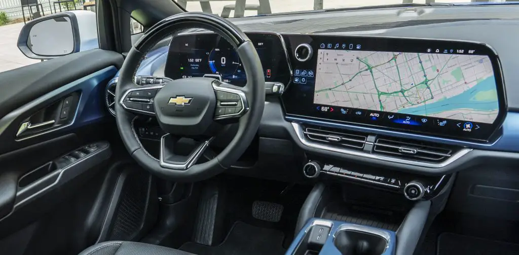 New Chevy Equinox EV Owner Expresses Frustration Over App Connectivity, Ignites Reddit Debate 2 Interior view of the Chevrolet Equinox EV dashboard showing its Google-based infotainment system with navigation.